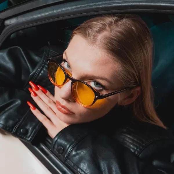 DUCO Round Women Polarized Night Vision Driving Anti Glare Yellow Glasses Polarized Reduce Glare and Enhance Vision 5206Gradient Purple Frame