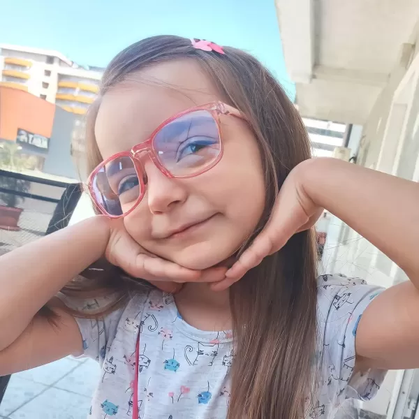 DUCO Kids Blue Light Glasses Girls Boys Computer Gaming Eyeglasses Anti UVBluelight Glasses for Kids Age 610 K028Clear Pink