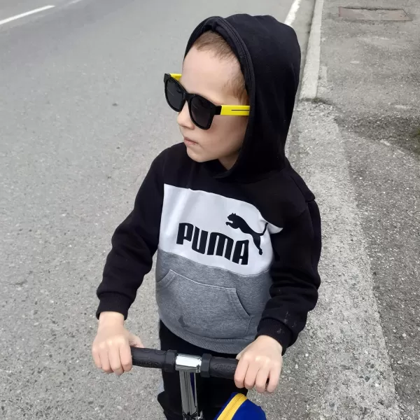 DUCO Polarized Kids Sunglasses Boys Cute Unbreakable Sunglasses for Kids UV400 Protection Age 610 K019Black Frame Yellow Temple