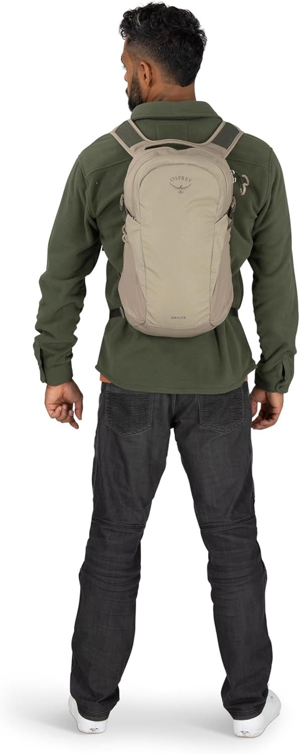 Osprey Daylite Commuter BackpackTumbleweed YellowTunnel Vision