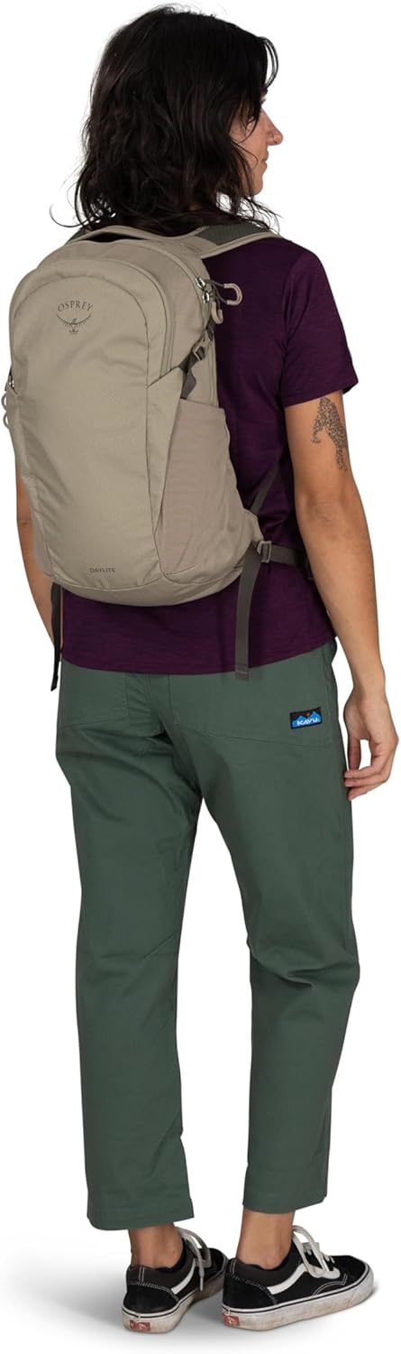 Osprey Daylite Commuter BackpackTumbleweed YellowTunnel Vision