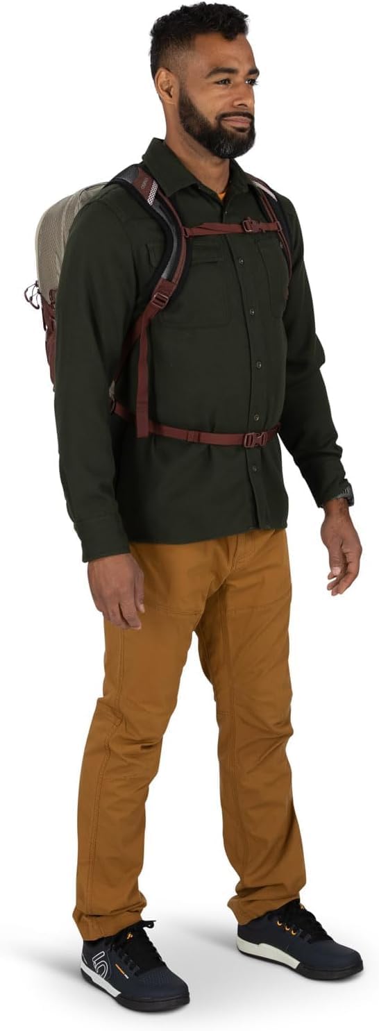 Osprey Quasar Commuter Backpack BlackGreen TunnelBrindle Brown