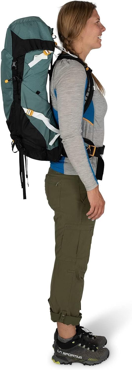 Osprey Sirrus 24L Womens Hiking Backpack Tunnel Vision GreyTunnel Vision Grey