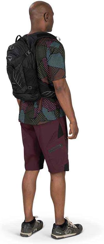 OspreyKatari 7 wRes Black OSBlack