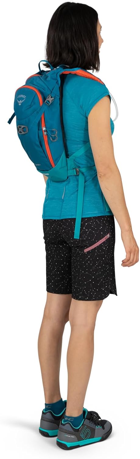 OspreySiskin 8 wRes Ultimate Red OSSpace Travel Grey