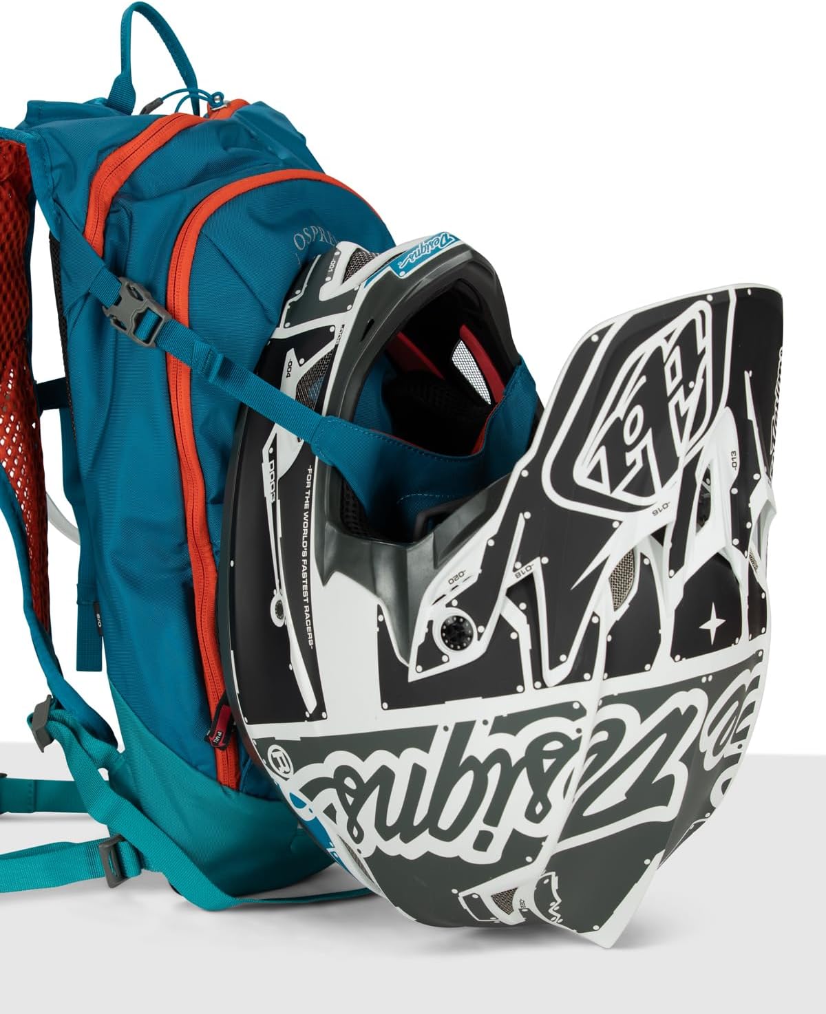 OspreySiskin 8 wRes Ultimate Red OSWaterfront Blue