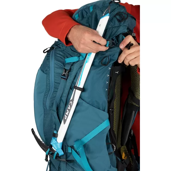 Osprey Atmos AG 65L Mens Backpacking Backpack Venturi Blue SMVenturi Blue