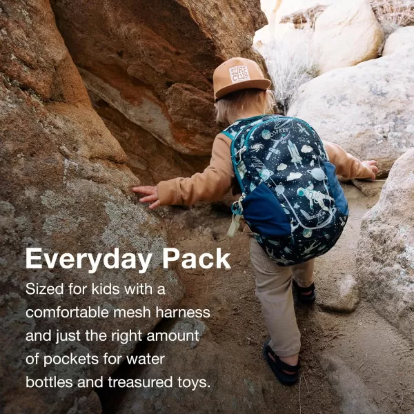 Osprey Daylite Jr Kids Commuter Backpack Space Travel PrintAntique BlueDaisy PrintEuphoria Purple