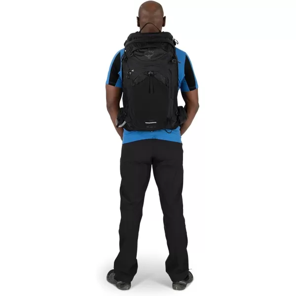 Osprey Manta 34L Mens Hiking Backpack with Hydraulics Reservoir Oak Leaf Orange One SizeBlack