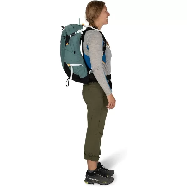 Osprey Sirrus 24L Womens Hiking Backpack Tunnel Vision GreyTunnel Vision Grey