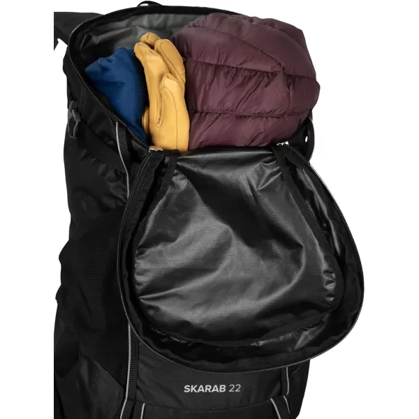 Osprey Skarab Mens Hiking Backpack with Hydraulics ReservoirFirestarter Orange