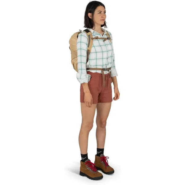 Osprey Skimmer 16L Womens Hiking Backpack with Hydraulics Reservoir Coyote Brown