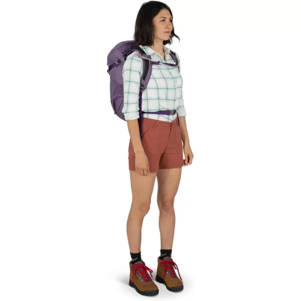 Osprey Skimmer 20L Womens Hiking Backpack with Hydraulics Reservoir Coyote Brown