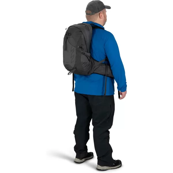 Osprey Talon 22L Mens Hiking Backpack with Hipbelt Green BeltBlack LXLEclipse Grey