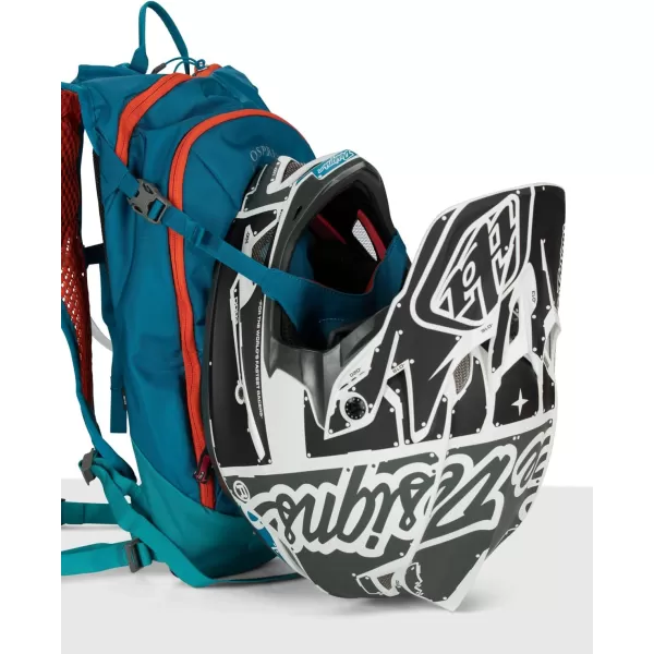 OspreySiskin 8 wRes Ultimate Red OSSpace Travel Grey