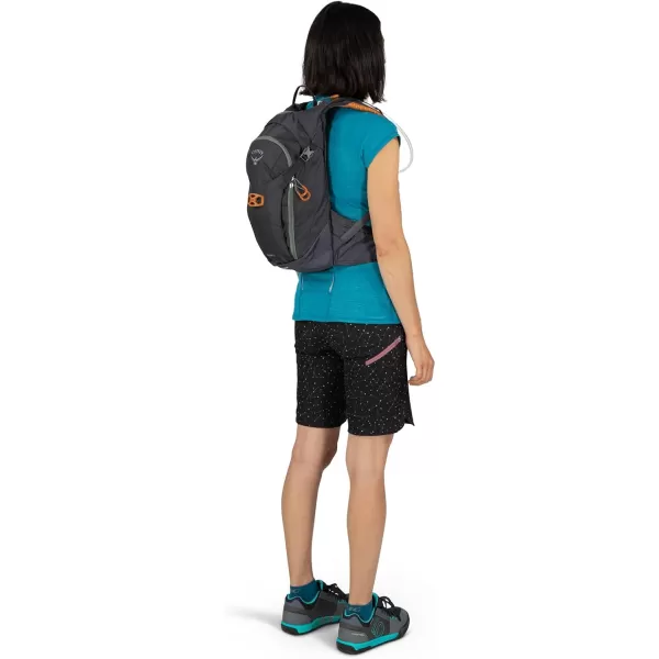 OspreySiskin 8 wRes Ultimate Red OSWaterfront Blue
