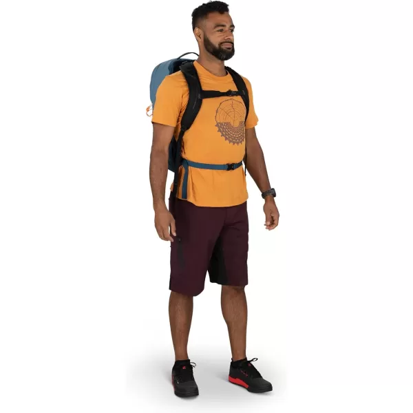 imageOsprey Radial Bike Commuter Backpack  Prior SeasonTidalAtlas