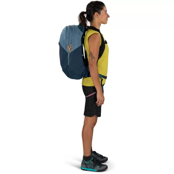 imageOsprey Radial Bike Commuter Backpack  Prior SeasonTidalAtlas