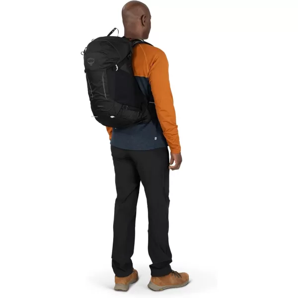 imageOsprey Hikelite 28L Unisex Hiking Backpack Black MediumLargePine Leaf Green