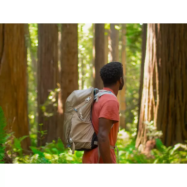 imageOsprey Hikelite 28L Unisex Hiking Backpack Tan Concrete SmallMediumTan Concrete