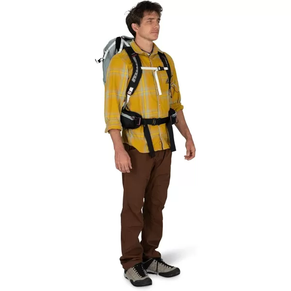 imageOsprey Stratos 34L Mens Hiking Backpack Tunnel Vision GreySmoke Grey