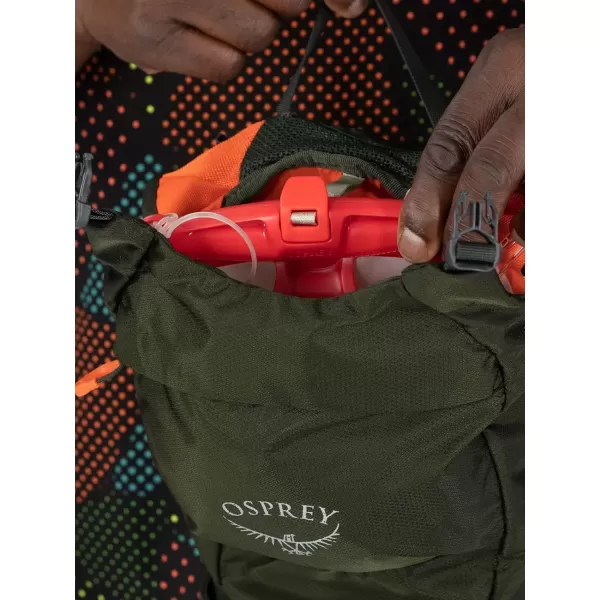 imageOsprey Katari 3L Mens Biking Backpack with Hydraulics Reservoir Green Creek