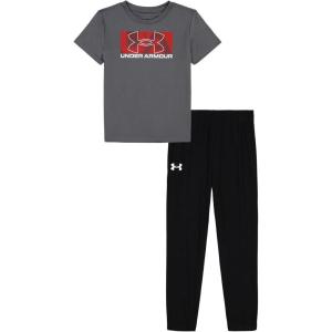 image:imageUnder Armour Baby Boys 2piece Short Sleeve Graphic TShirt and Joggers SetCastle Tech