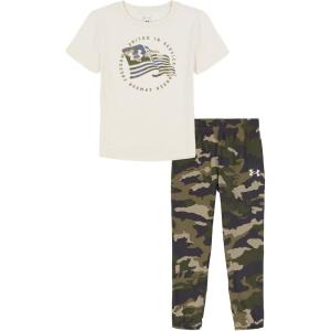 image:imageUnder Armour boys Short Sleeve Tee and Jogger SetSummit White