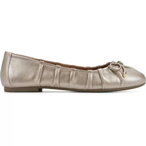WHITE MOUNTAIN Women's Shoes Sakari Ballet Flat