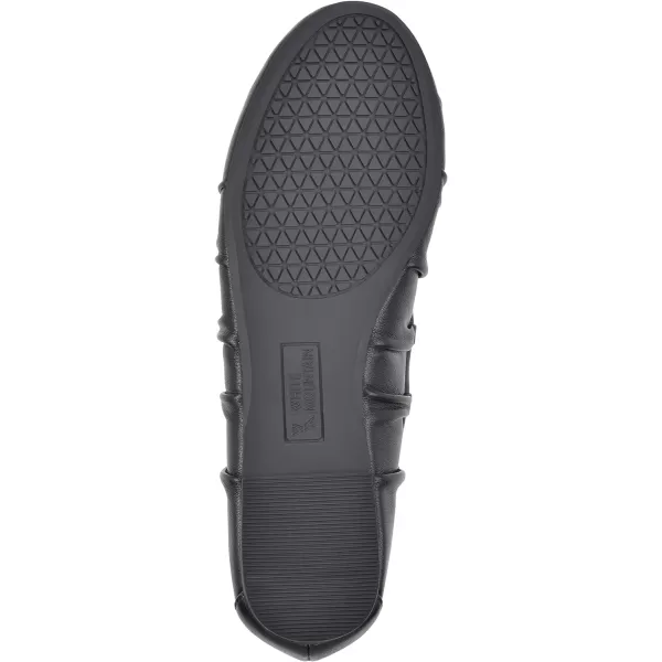 WHITE MOUNTAIN Women's Shoes Sakari Ballet Flat