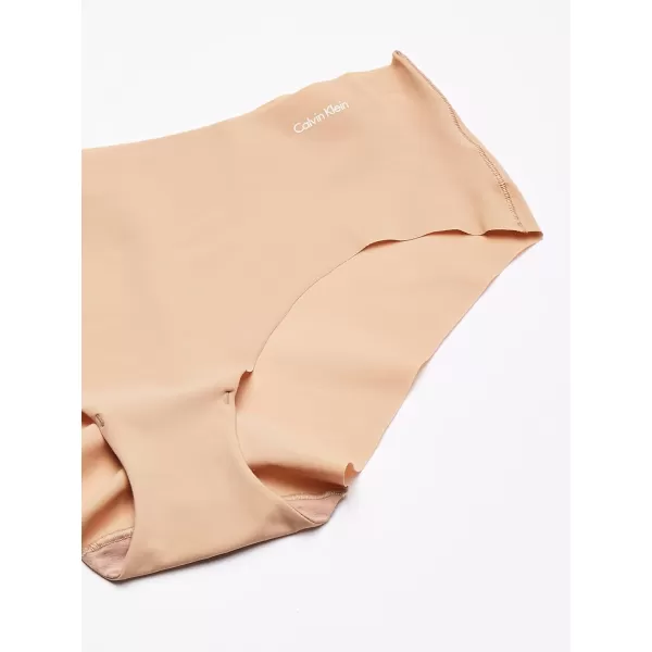 Calvin Klein Womens Invisibles Seamless Hipster Panties MultipackLight Caramel