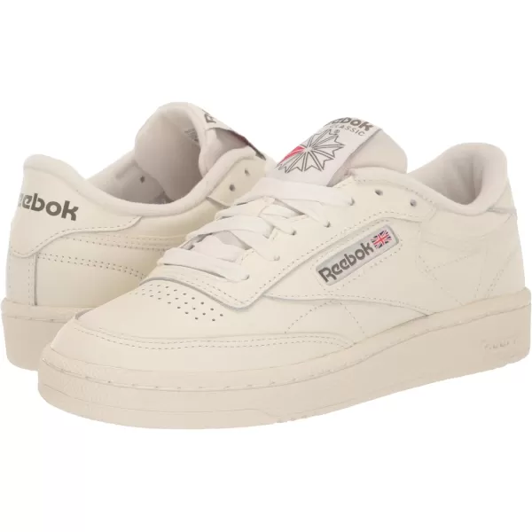 Reebok Mens Club C 85 SneakerChalkChalkHunter Green