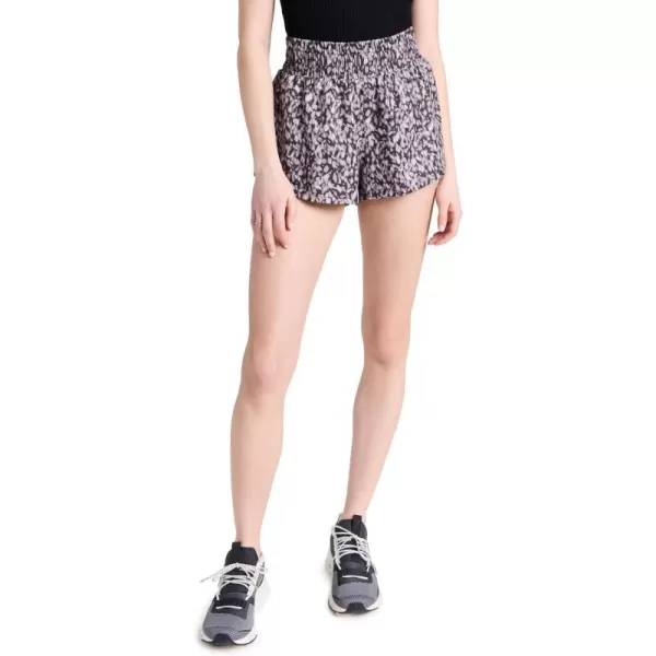 Womens Kallin Running ShortsDark Motion Petal