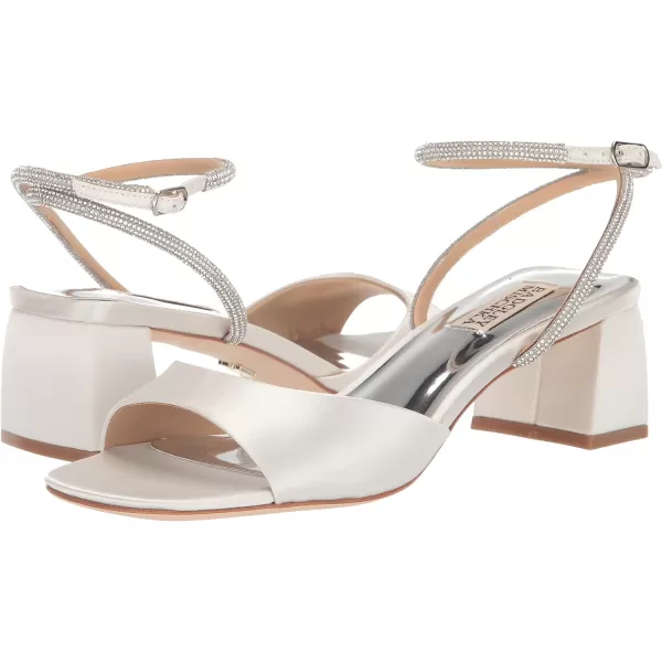 Badgley Mischka Womens Infinity Heeled SandalSoft White