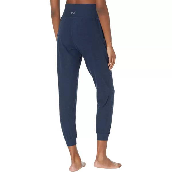 Beyond Yoga Womens Spacedye Midi JoggersNocturnal Navy