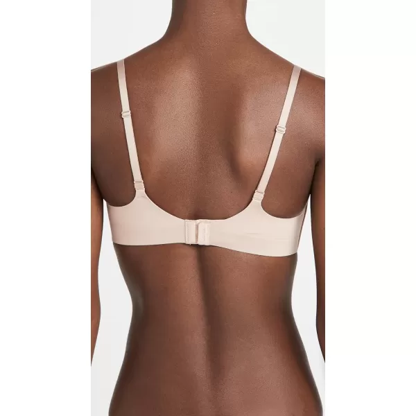 Calvin Klein Womens Liquid Touch Lightly Lined Scoop Neck BraHoney Almond 200