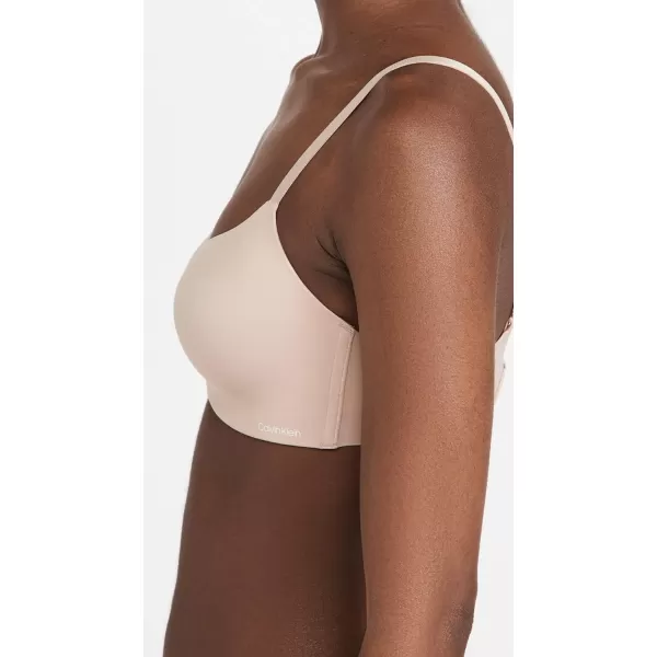 Calvin Klein Womens Liquid Touch Lightly Lined Scoop Neck BraHoney Almond 200