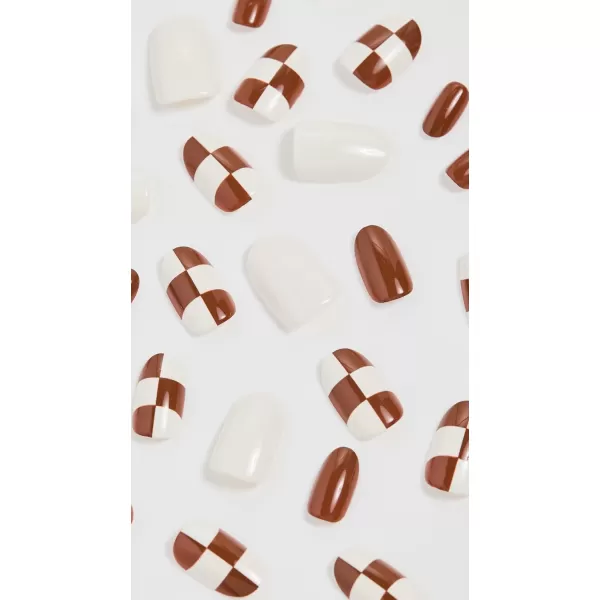 Chillhouse Womens Want SMore Nail Kit One SizeChillhouse Womens Want SMore Nail Kit One Size