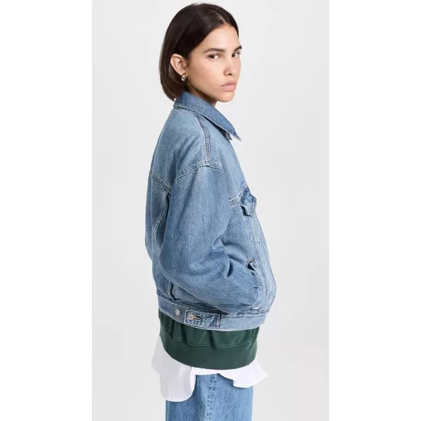 Levis Womens 90s Trucker JacketSoft as Butter Mid