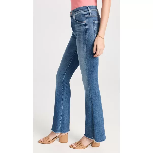 MOTHER Womens The Weekender Fray JeansA Groovy Kind of Love