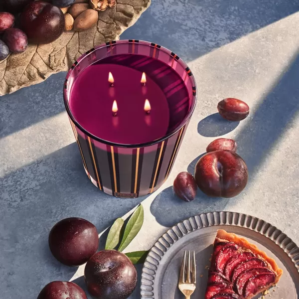 NEST New York Bamboo Scented Classic CandleAutumn Plum Luxury Candle