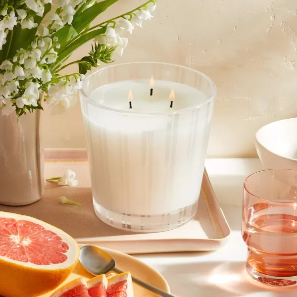 NEST New York Bamboo Scented Classic CandleGrapefruit 3Wick Candle