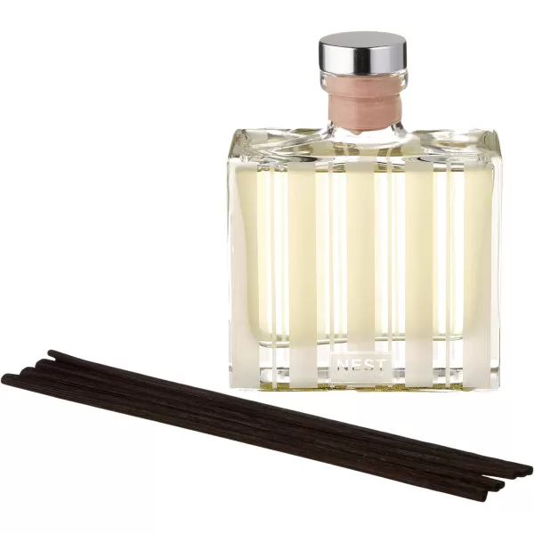 NEST New York Bamboo Scented Classic CandleGrapefruit Classic Candle  Reed Diffuser