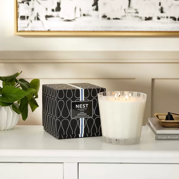 NEST New York Bamboo Scented Classic CandleLinen Luxury Candle