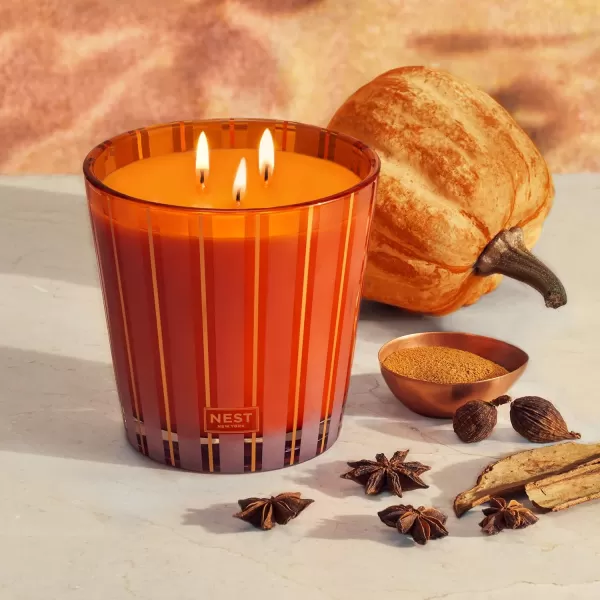 NEST New York Bamboo Scented Classic CandlePumpkin Chai 3Wick Candle