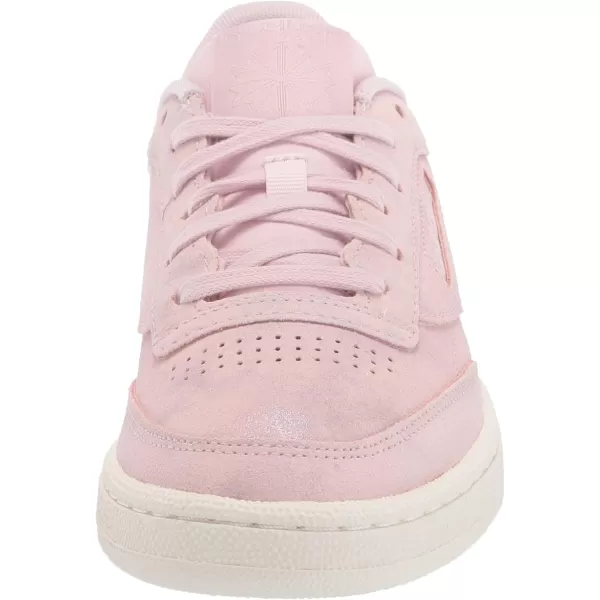 Reebok Unisex Club C 85 SneakerFrost BerryQuartz MetChalk