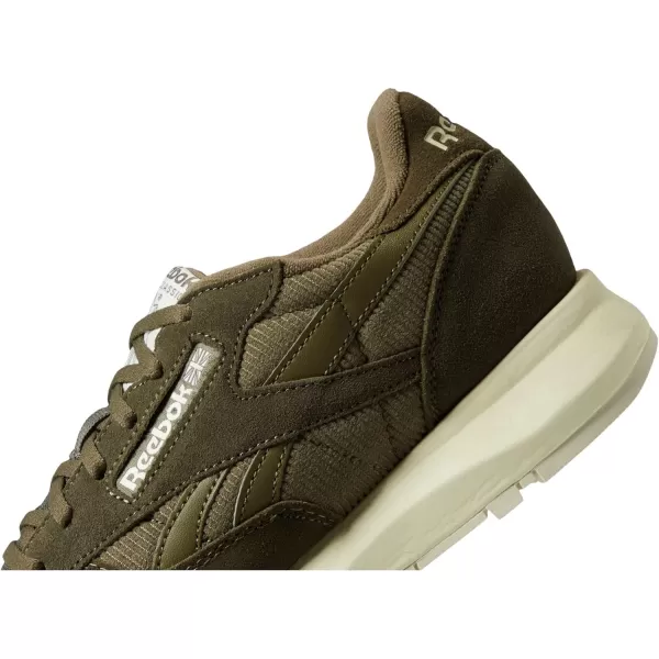 Reebok Womens Classic Leather Sp SneakerArmy GreenWhite