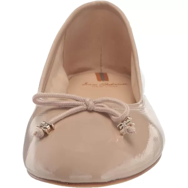 Sam Edelman Womens Felicia Luxe Ballet FlatChai Latte