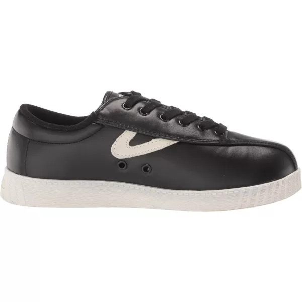 TRETORN Womens Nylite Plus SneakersBlackWhite