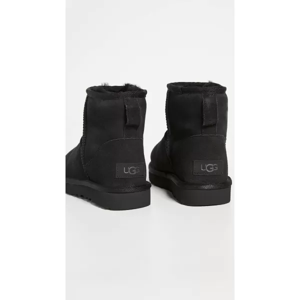 UGG Womens Classic Mini II Winter BootBlack